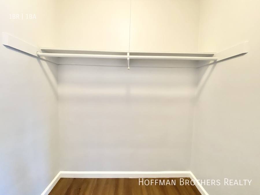 Apartment for rent at 1661 N Bronson Ave #9, Los Angeles, CA 90028