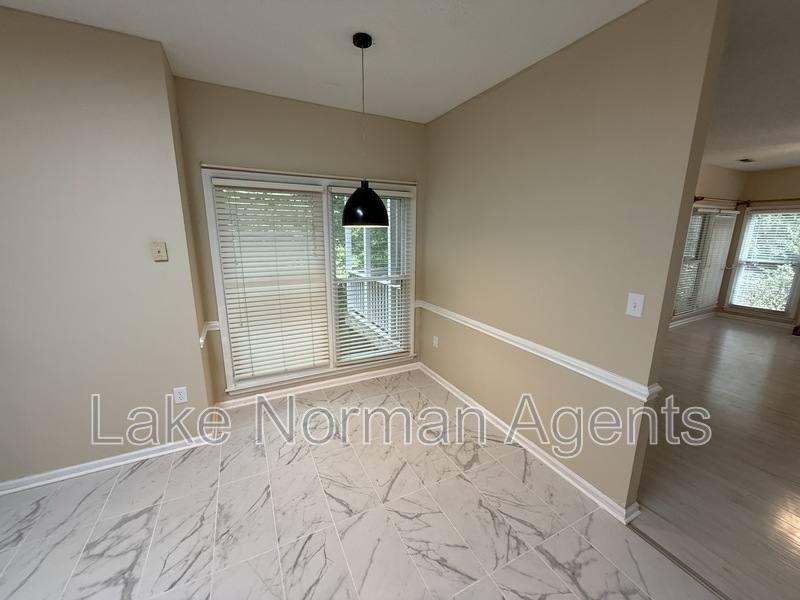 House for rent at 9423 Fairmead Dr, Charlotte, NC 28269