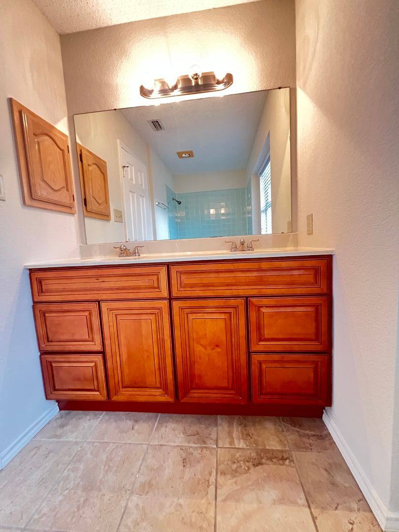 House for rent at 723 Sumner Dr, Mesquite, TX 75149