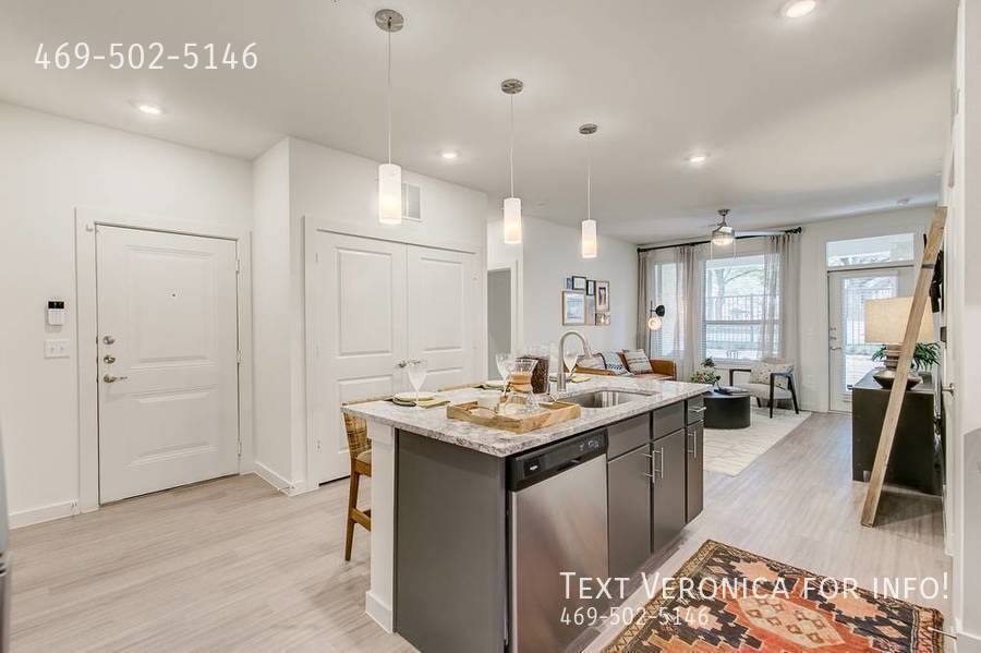 Apartment for rent at 820 Camino Vaquero Parkway #1110, Austin, TX 78748