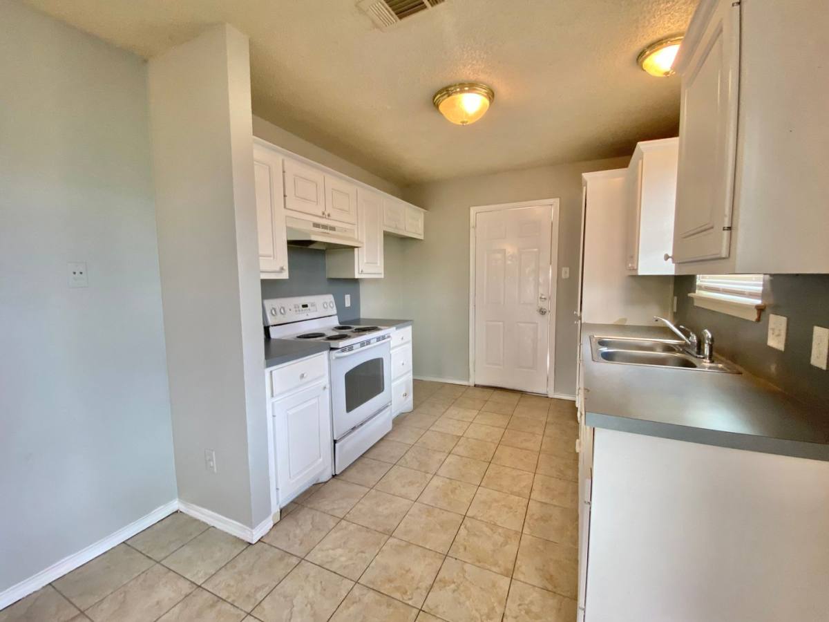 House for rent at 2913 Bates St, Lubbock, TX 79415