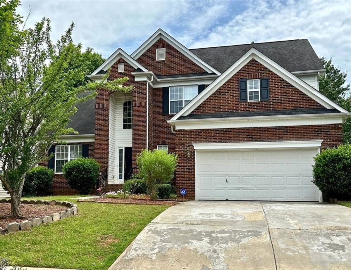 House for rent at 11531 McGinns Trace Court, Charlotte, NC 28277