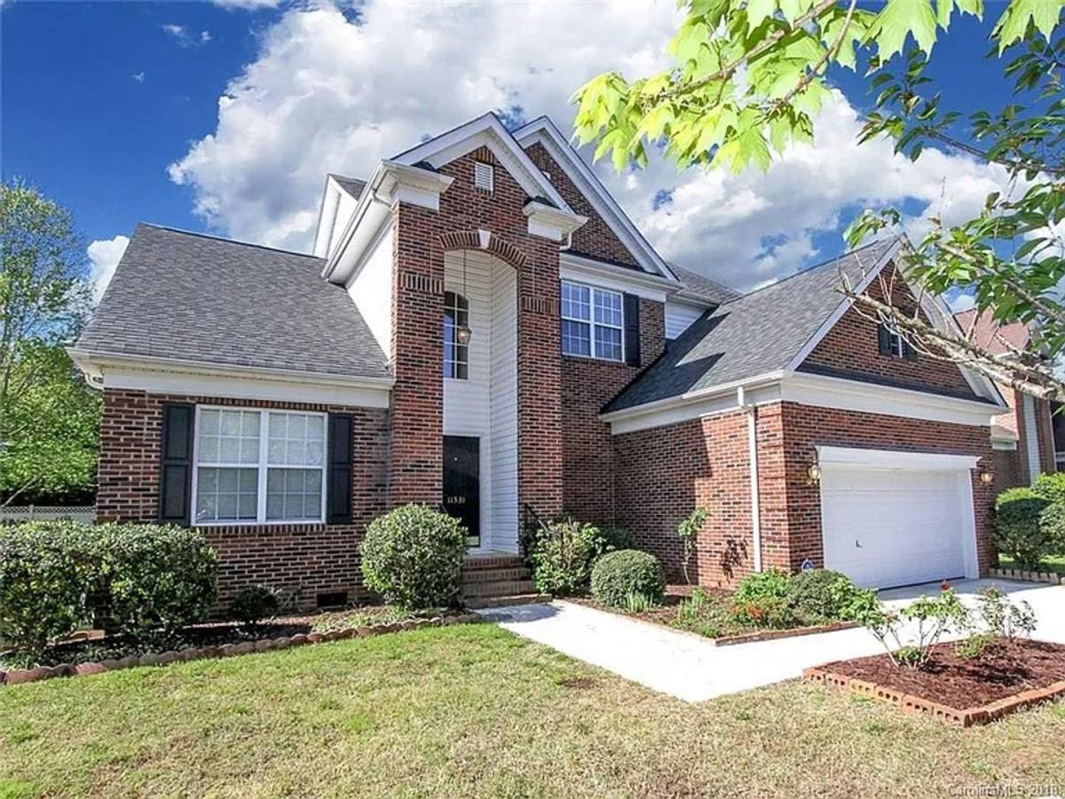 House for rent at 11531 McGinns Trace Court, Charlotte, NC 28277