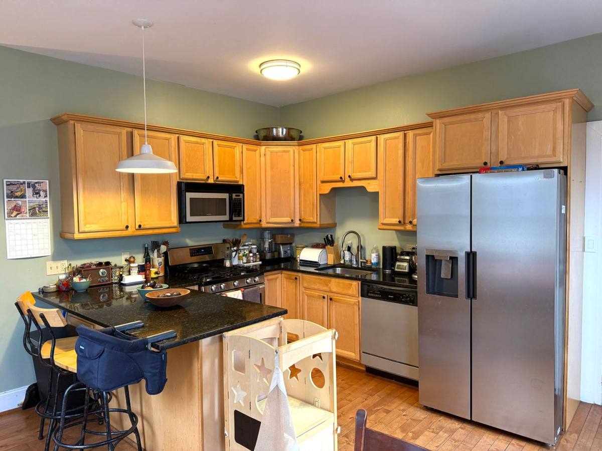 House for rent at 119 Brackett St #1F, Portland, ME 04102
