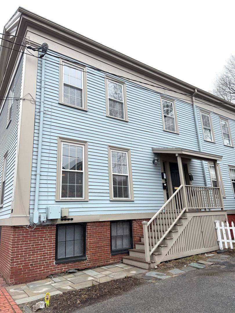 House for rent at 119 Brackett St #1F, Portland, ME 04102