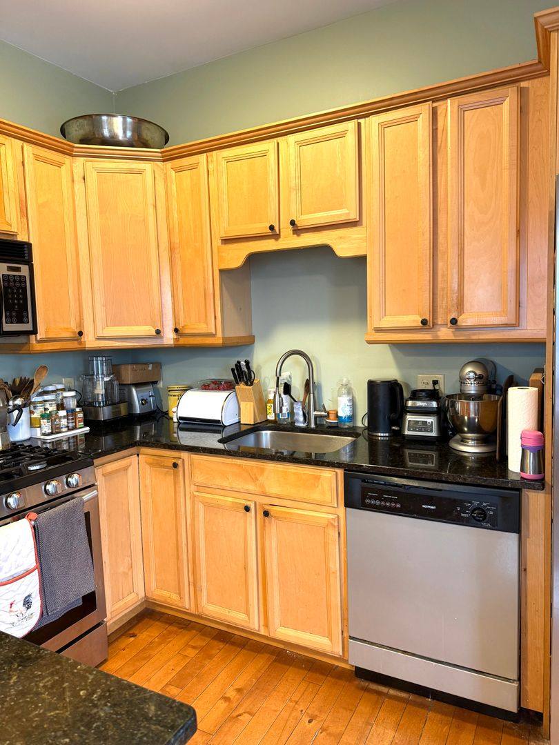 House for rent at 119 Brackett St #1F, Portland, ME 04102