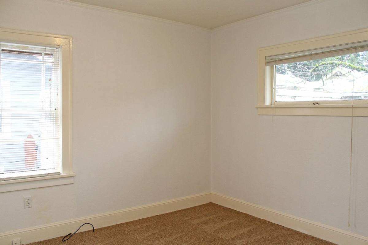 House for rent at 6315 NE Fremont St, Portland, OR 97213