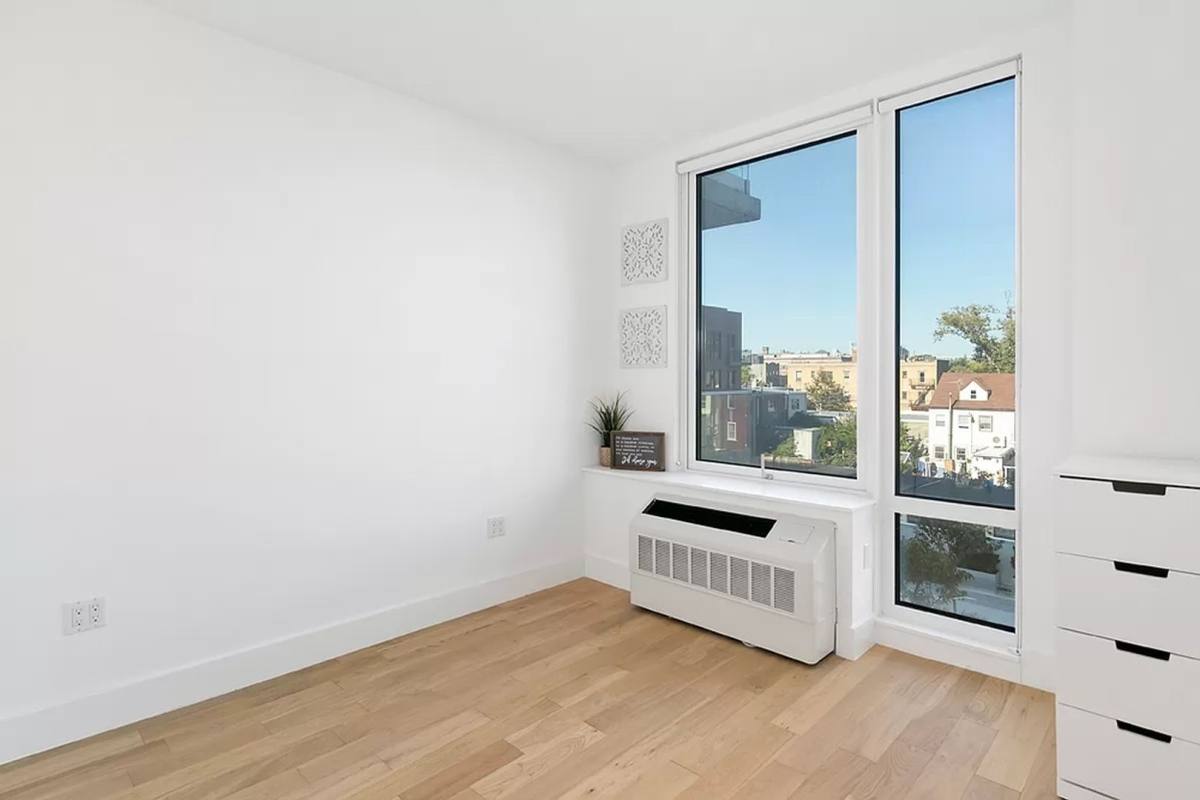 Apartment for rent at 1401 Broadway, Astoria, NY 11106