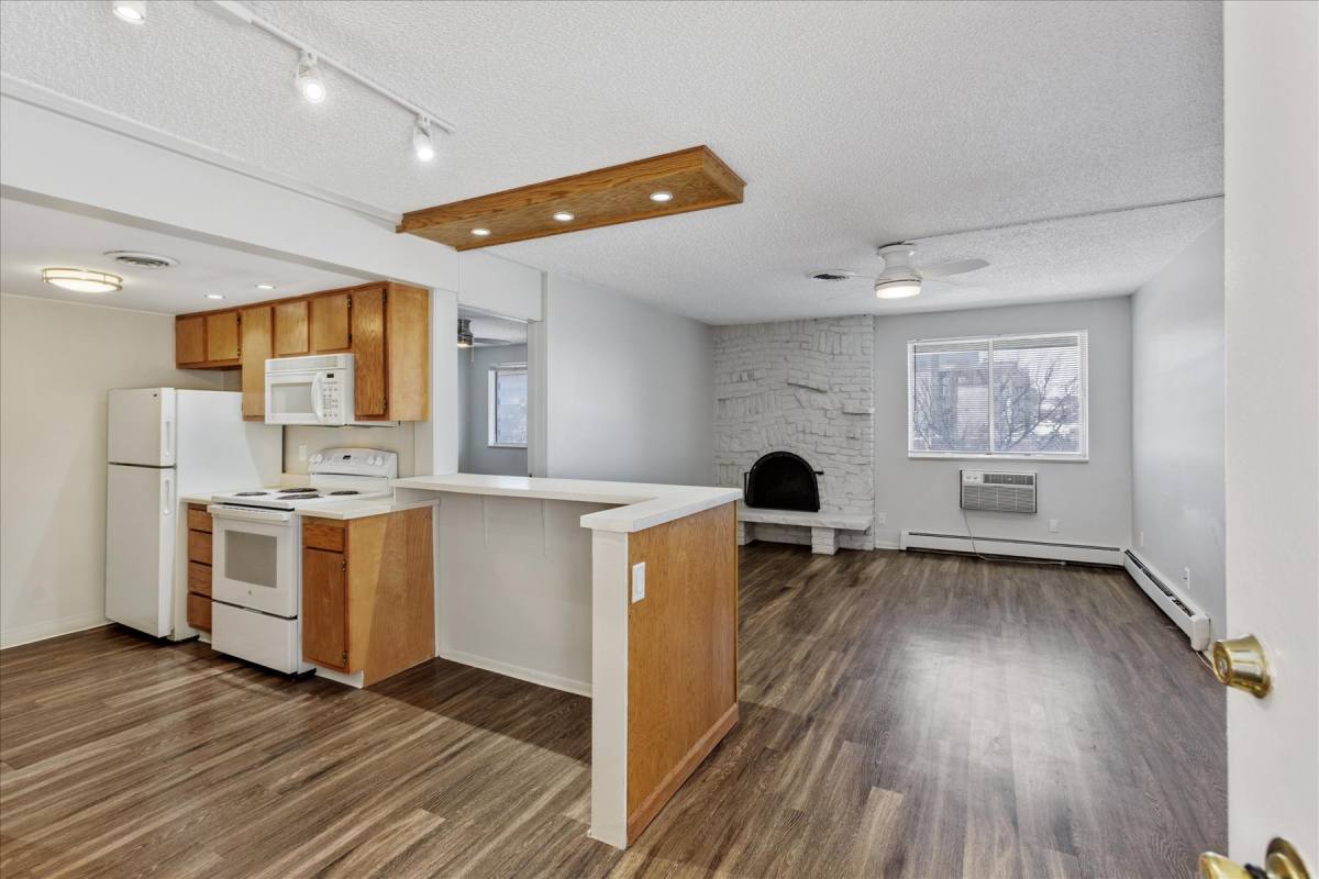 Apartment for rent at 3550 S Pennsylvania St #G2, Englewood, CO 80113