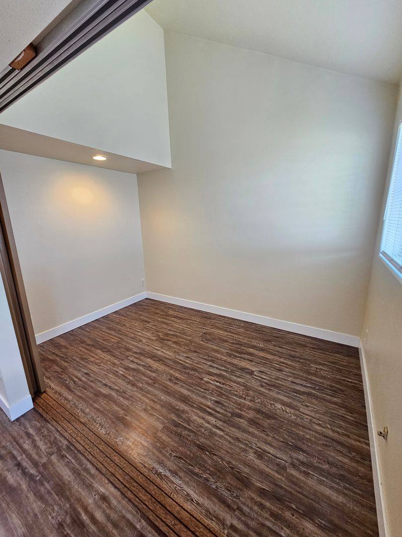 Apartment for rent at 605 S A St, Moses Lake, WA 98837