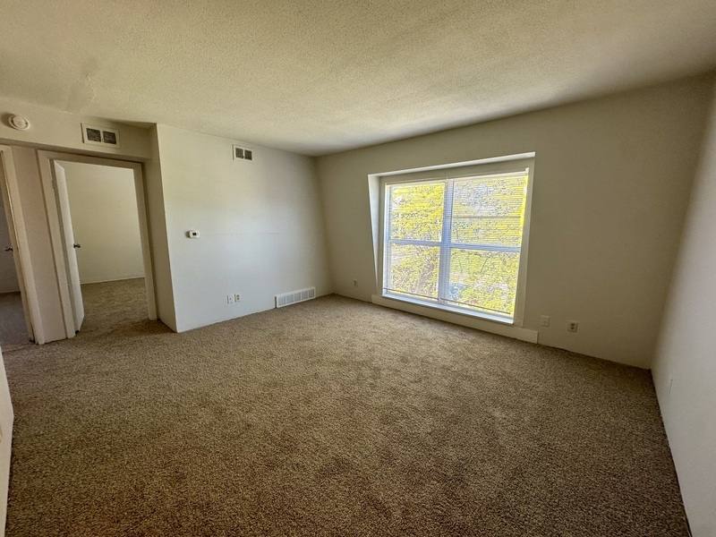 Apartment for rent at 1450 Meadowview Dr #10, Marion, IA 52302