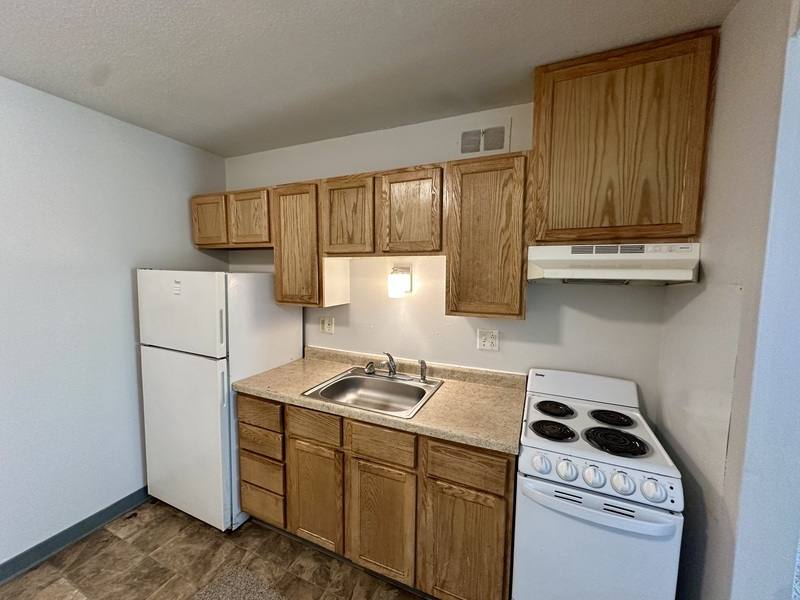 Apartment for rent at 1450 Meadowview Dr #10, Marion, IA 52302