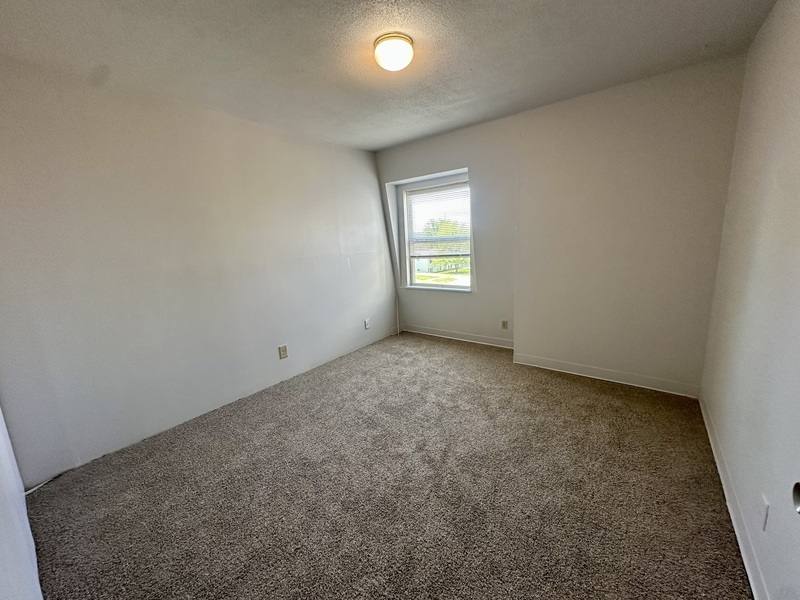 Apartment for rent at 1450 Meadowview Dr #10, Marion, IA 52302