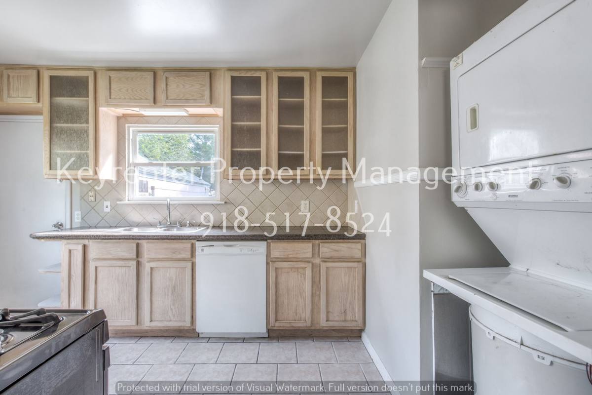 House for rent at 729 N Florence Place, Tulsa, OK 74110