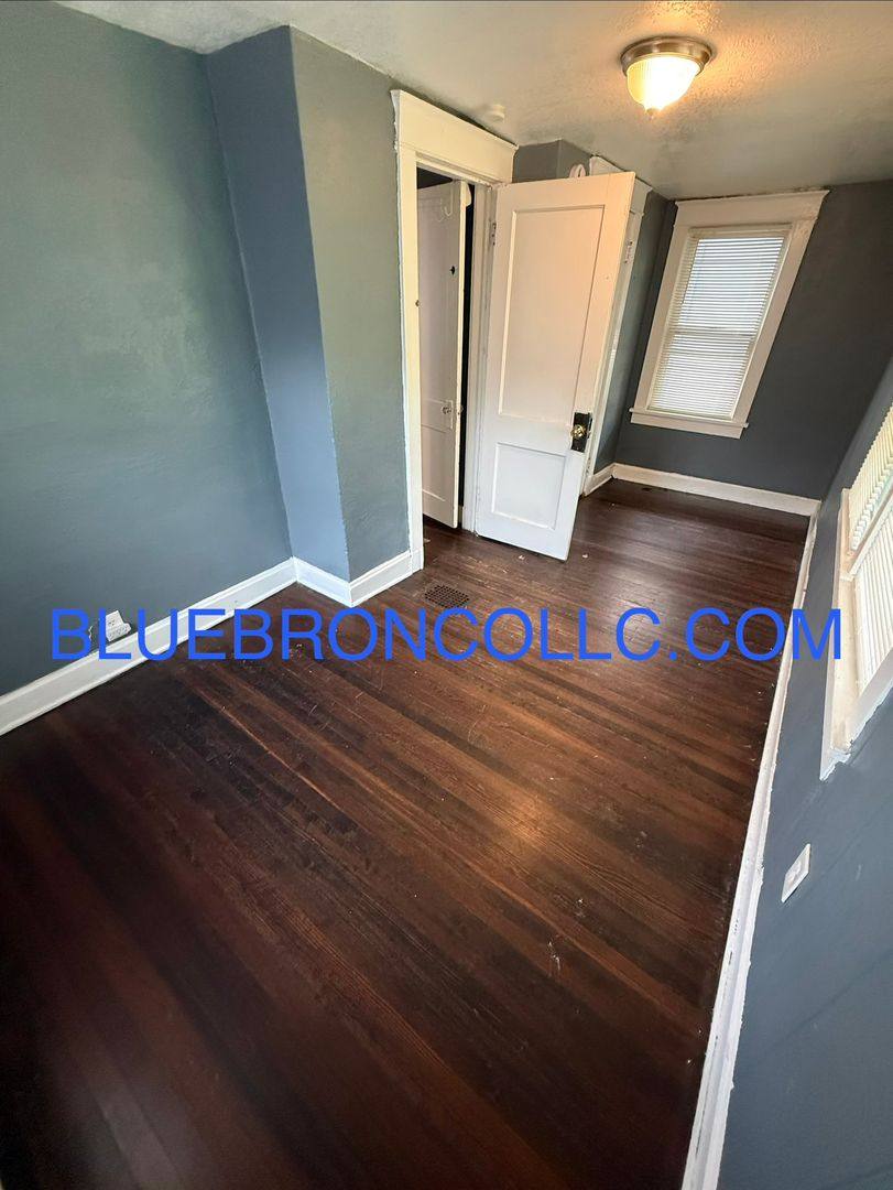 House for rent at 3435 E 7th St, Kansas City, MO 64124