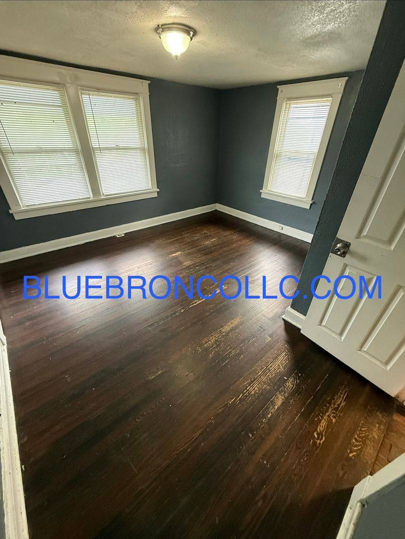 House for rent at 3435 E 7th St, Kansas City, MO 64124