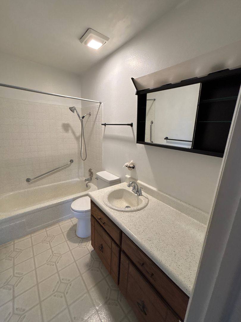 Apartment for rent at 1691 Moore Ave, Pueblo, CO 81005