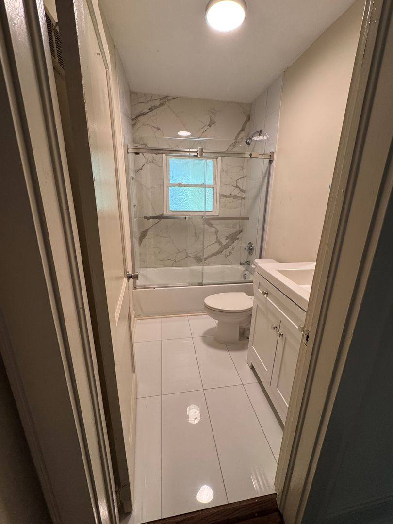 Condo for rent at 2328 E 7th St, Charlotte, NC 28204