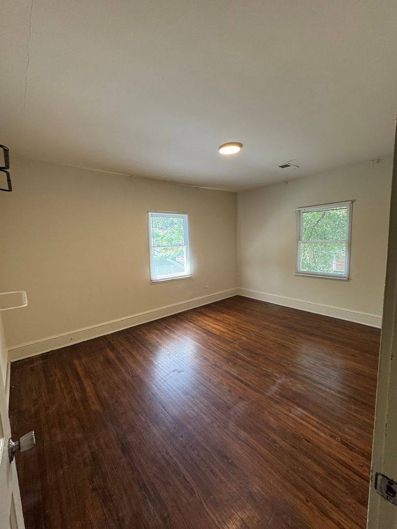 Condo for rent at 2328 E 7th St, Charlotte, NC 28204