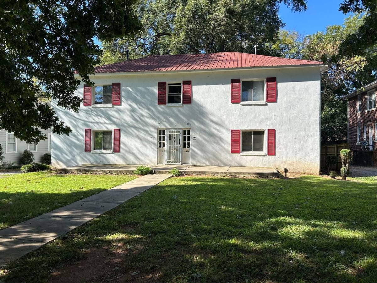 Condo for rent at 2328 E 7th St, Charlotte, NC 28204