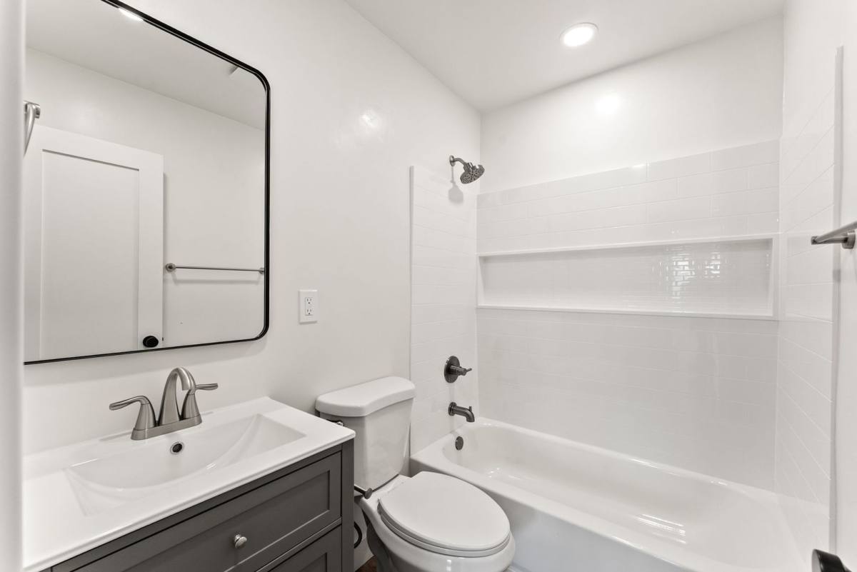 Apartment for rent at 4768 Arizona St, San Diego, CA 92116