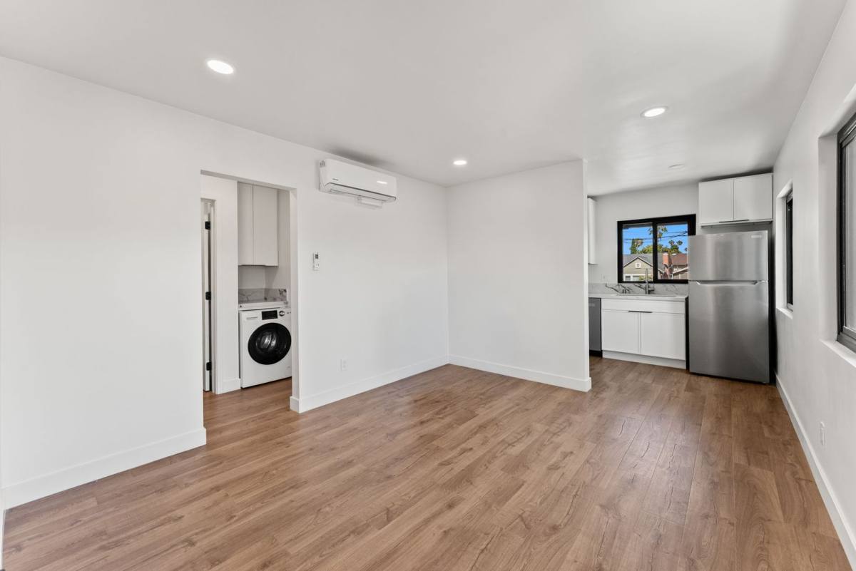 Apartment for rent at 4768 Arizona St, San Diego, CA 92116