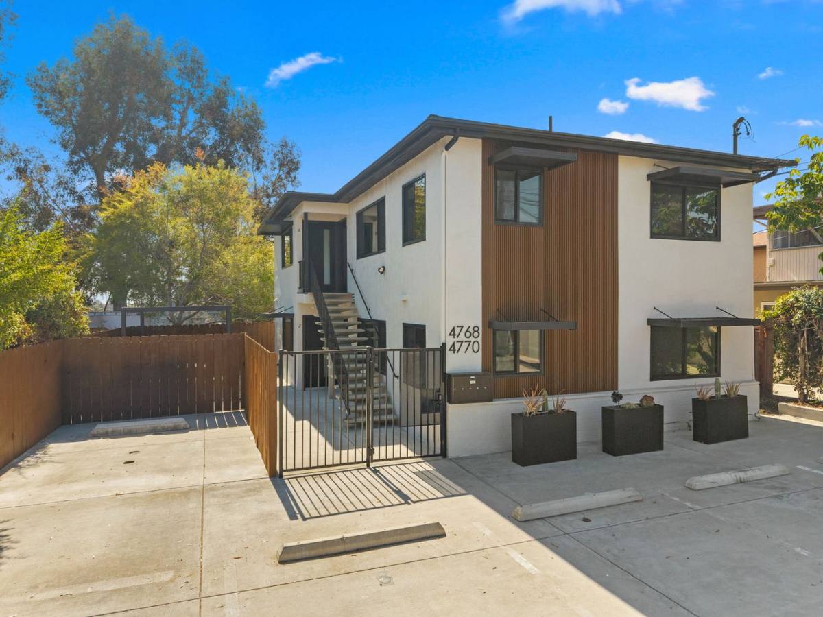 Apartment for rent at 4768 Arizona St, San Diego, CA 92116