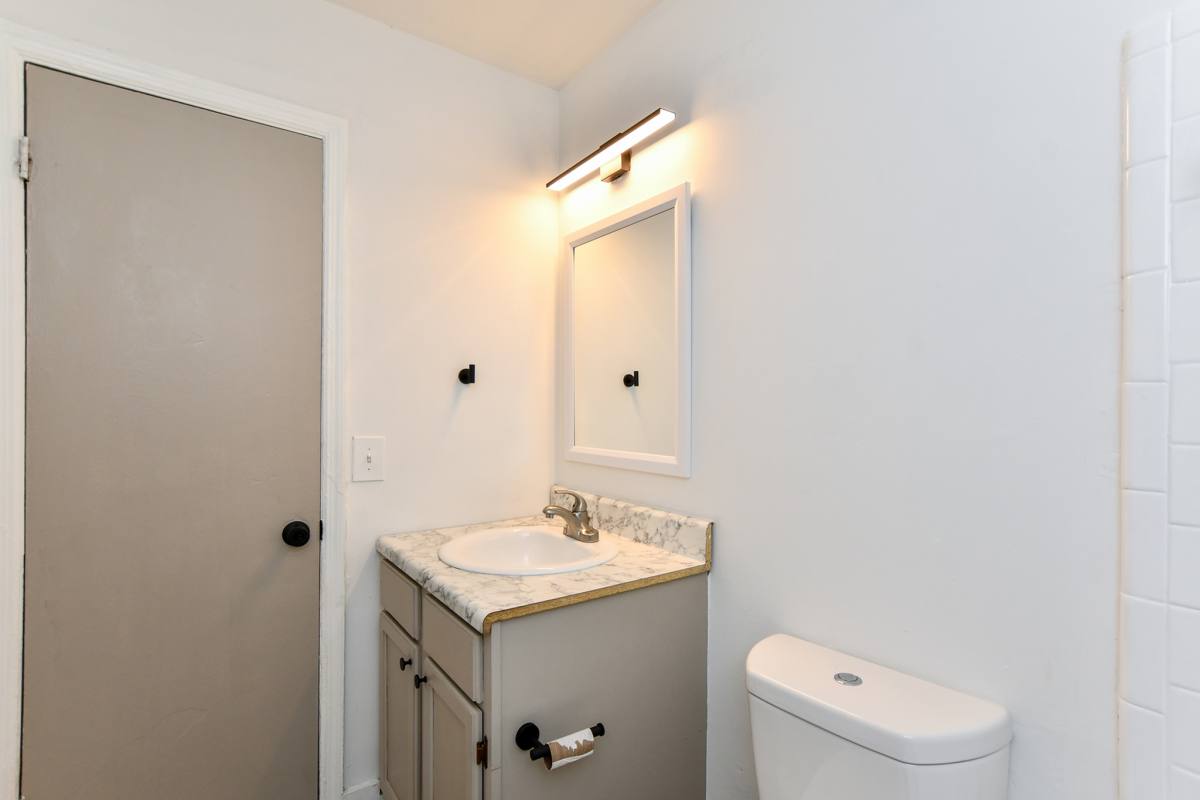 Apartment for rent at 409 Lily St, Greenville, SC 29617