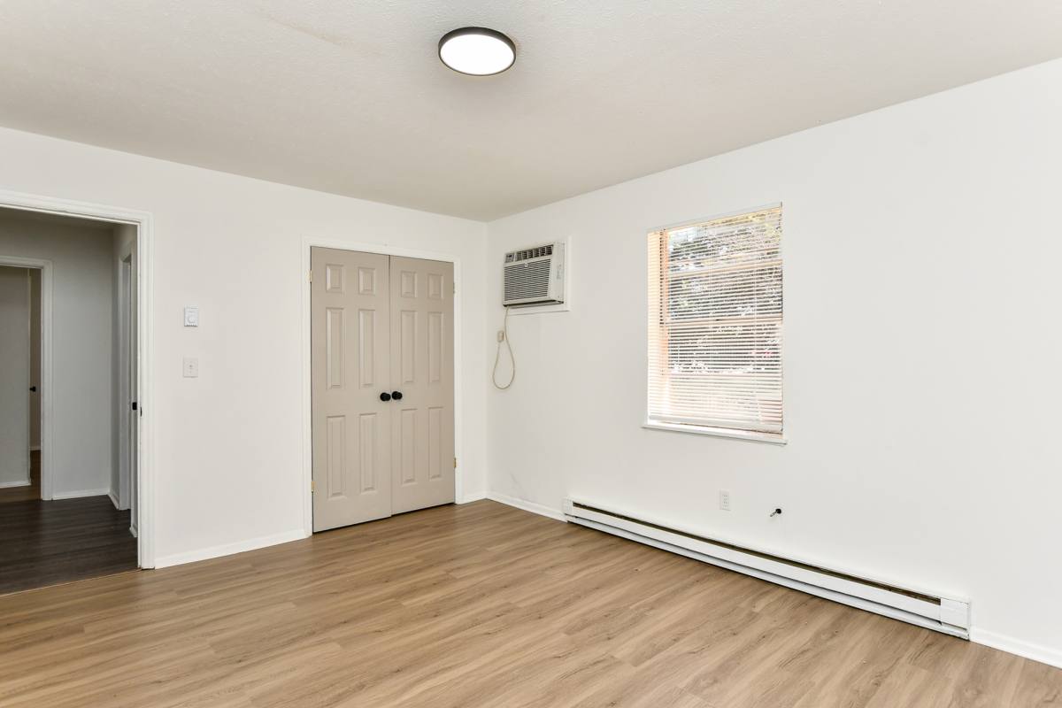 Apartment for rent at 409 Lily St, Greenville, SC 29617