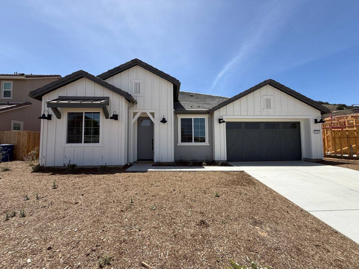 House for rent at 156 Coiner St, Los Alamos, CA 93440