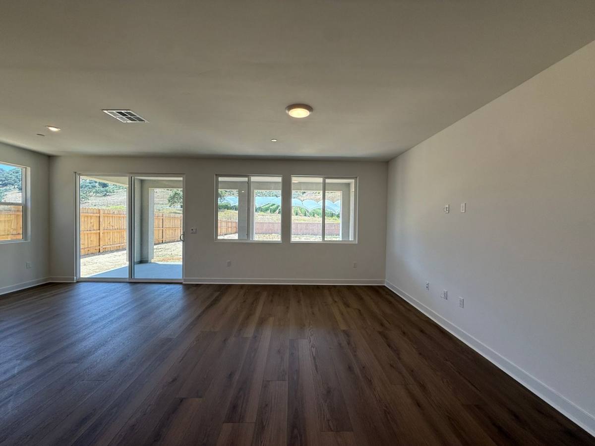 House for rent at 156 Coiner St, Los Alamos, CA 93440
