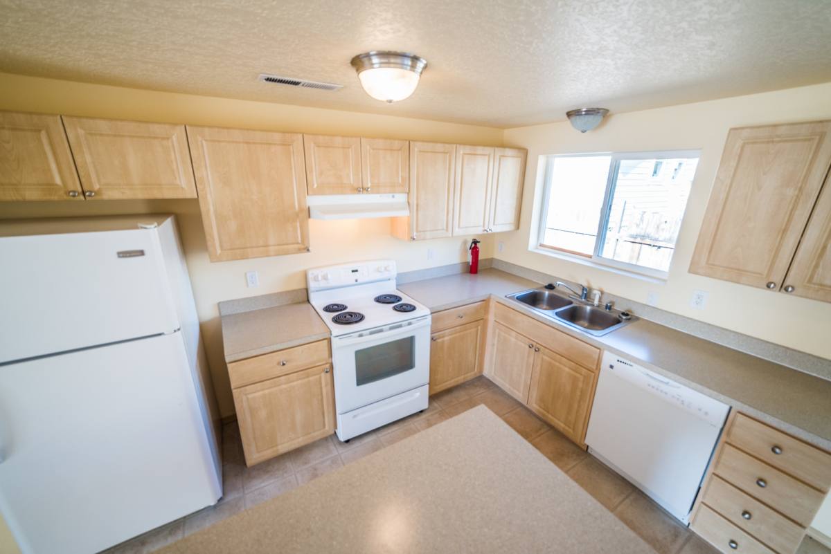 House for rent at 405 W 14th Ave, Ellensburg, WA 98926
