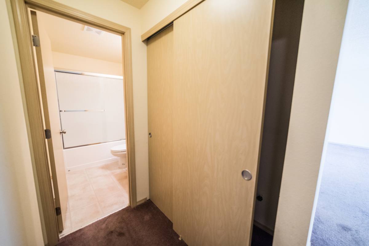 House for rent at 405 W 14th Ave, Ellensburg, WA 98926