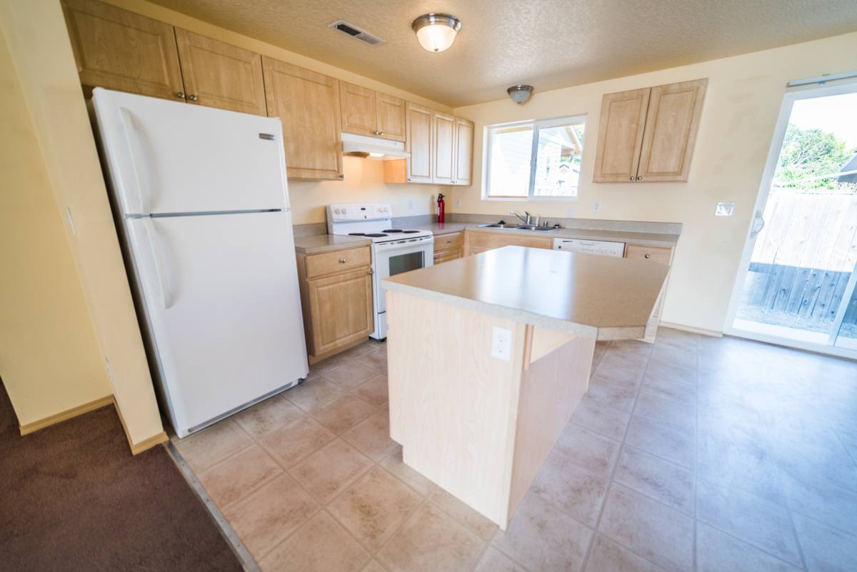 House for rent at 405 W 14th Ave, Ellensburg, WA 98926