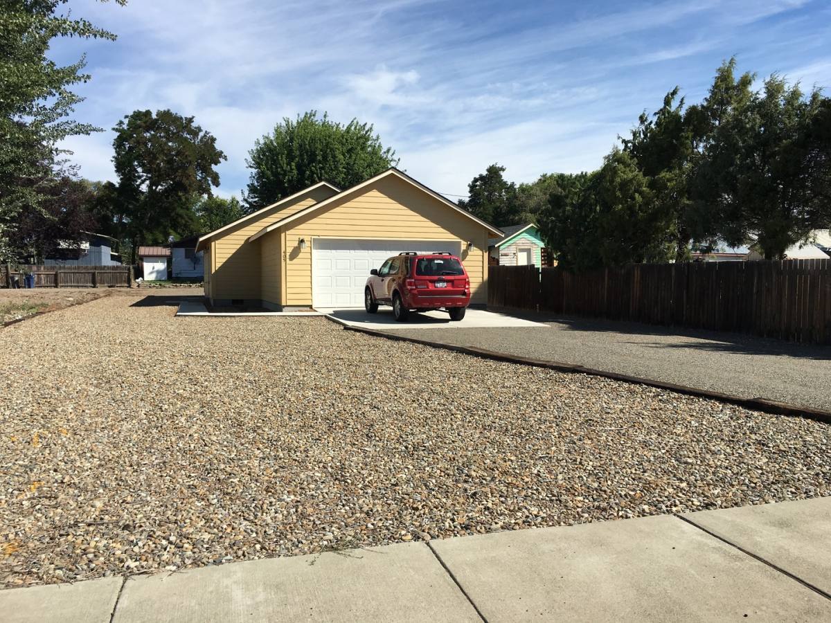 House for rent at 405 W 14th Ave, Ellensburg, WA 98926