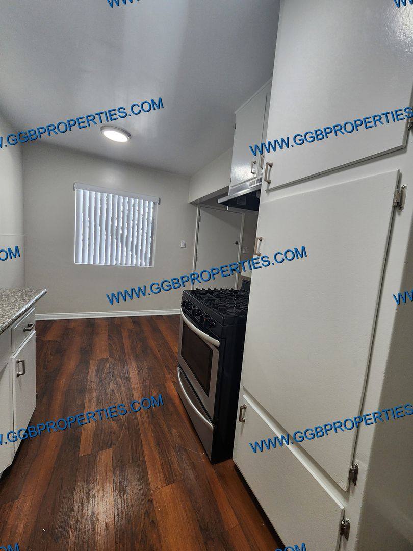 Apartment for rent at 1050 E Harding St, Long Beach, CA 90805