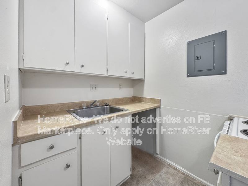 Apartment for rent at 1620 F St #2, Sacramento, CA 95814