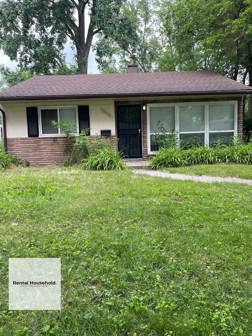 House for rent at 10400 Saratoga, Oak Park, MI 48237