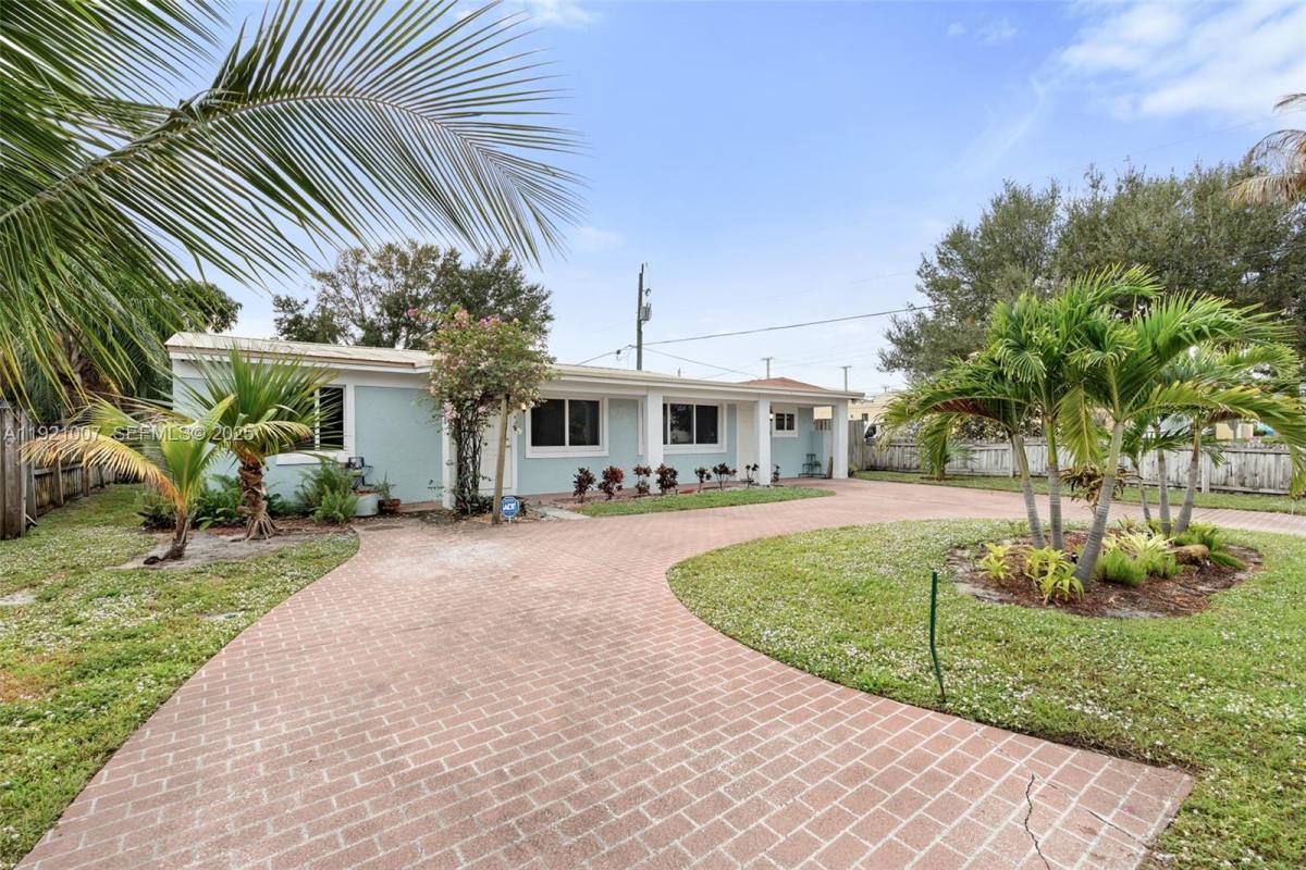 Apartment for rent at 112 Milton St #114, Lake Worth, FL 33462