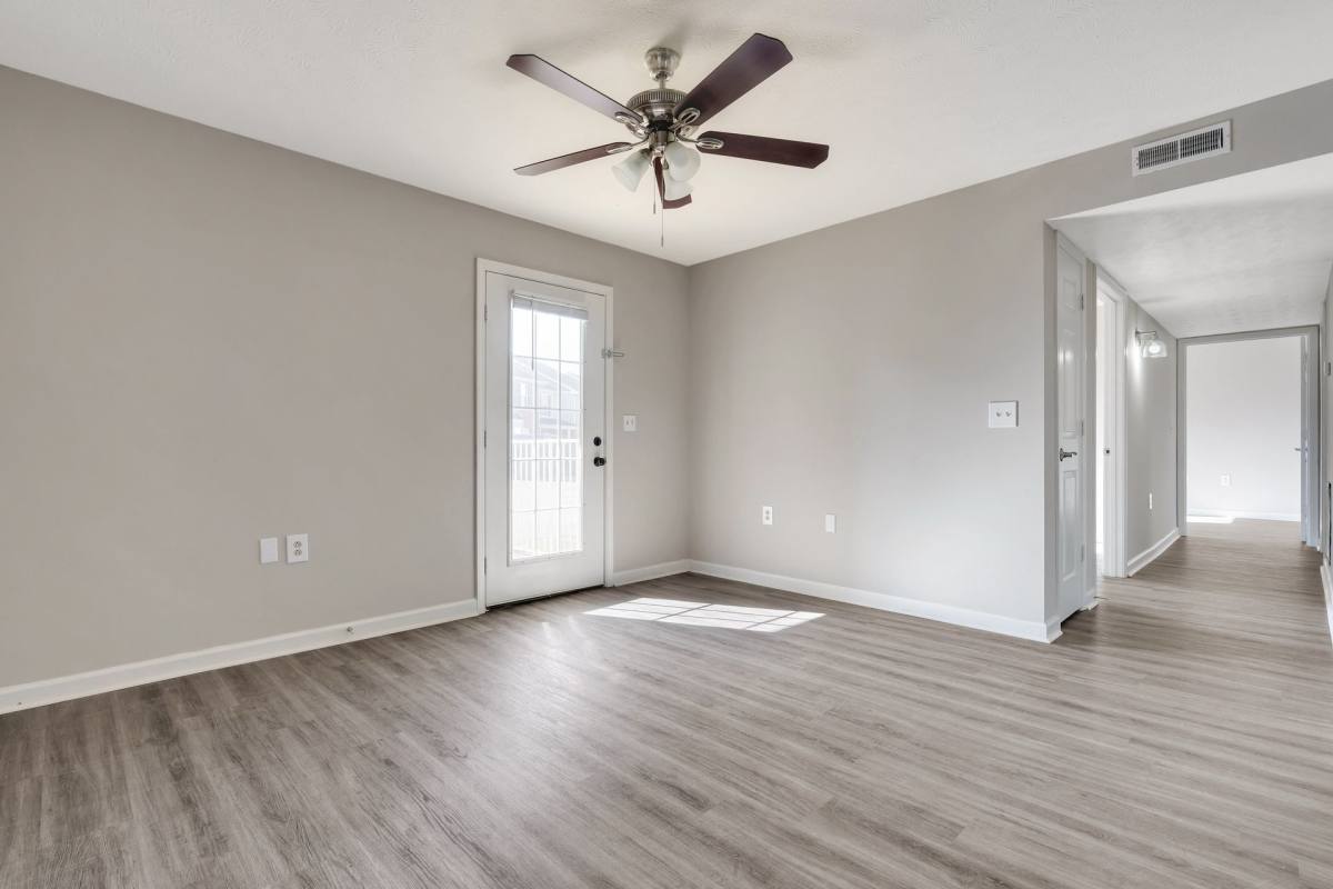 Apartment for rent at 550 New S Dr, Clarksville, TN 37043
