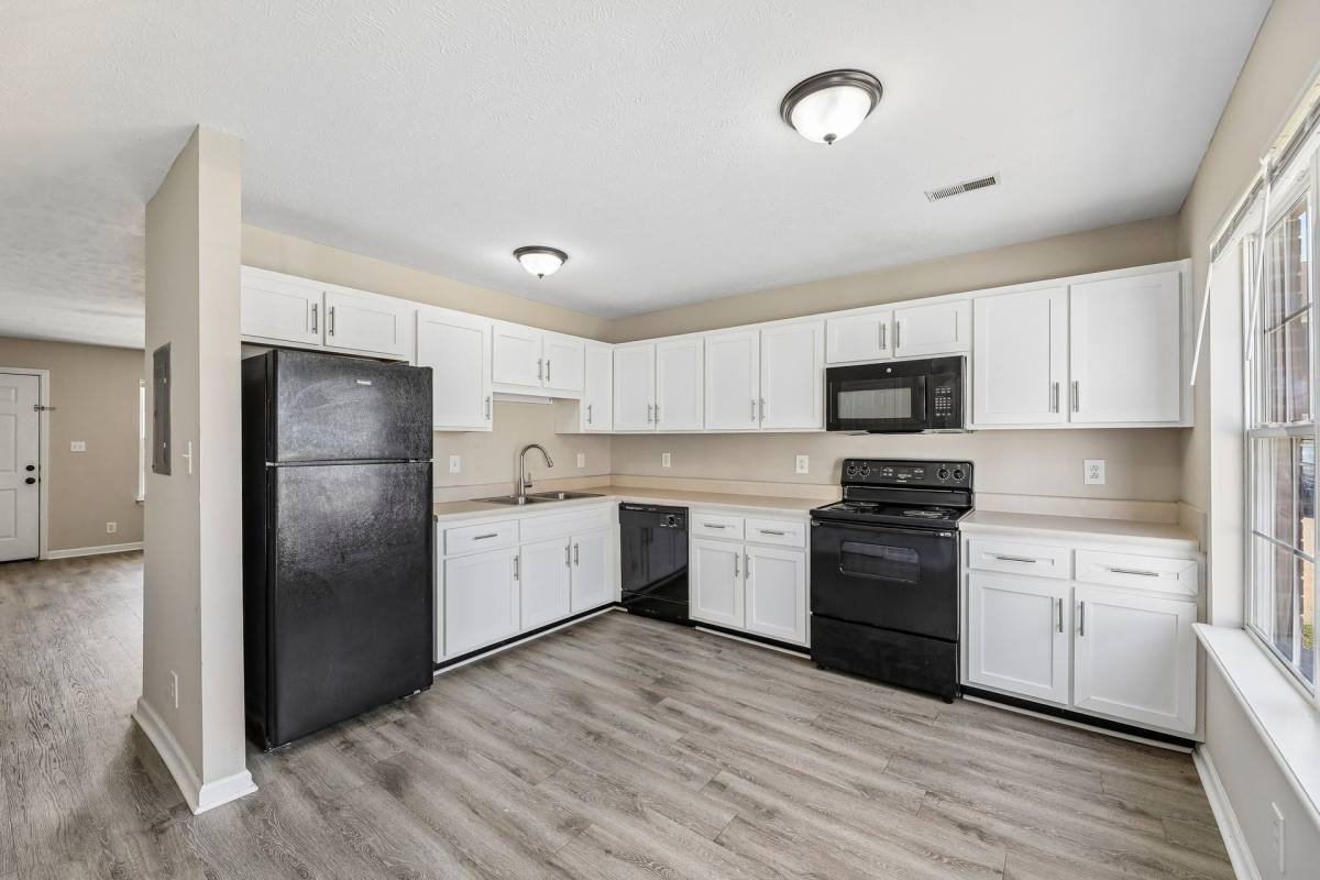 Apartment for rent at Gateway Homes, 550 New S Dr, Clarksville, TN 37043