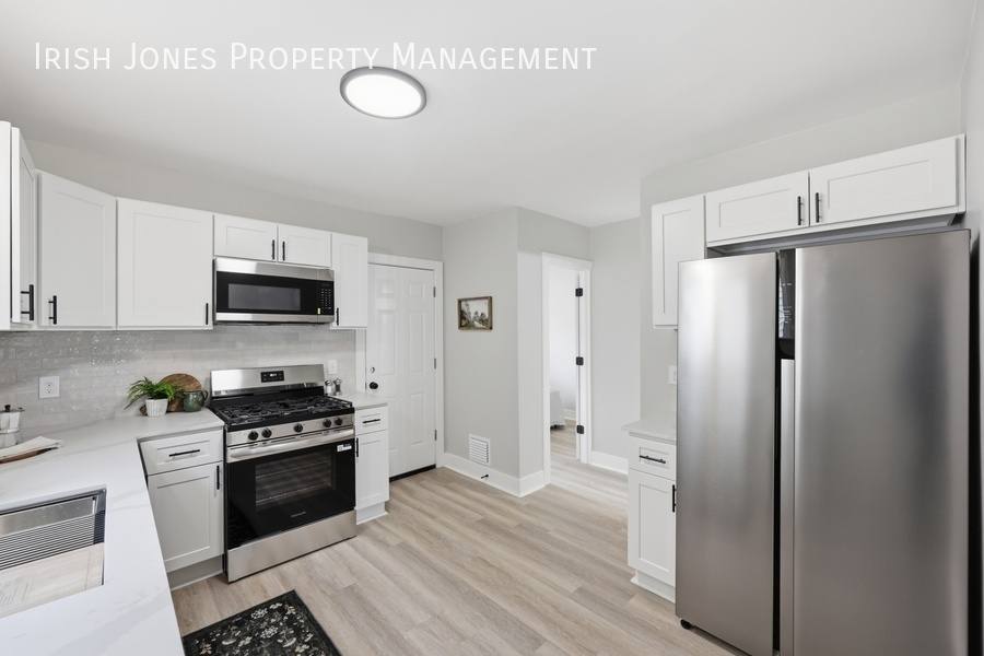 Apartment for rent at 61 Princeton Place, Buffalo, NY 14210