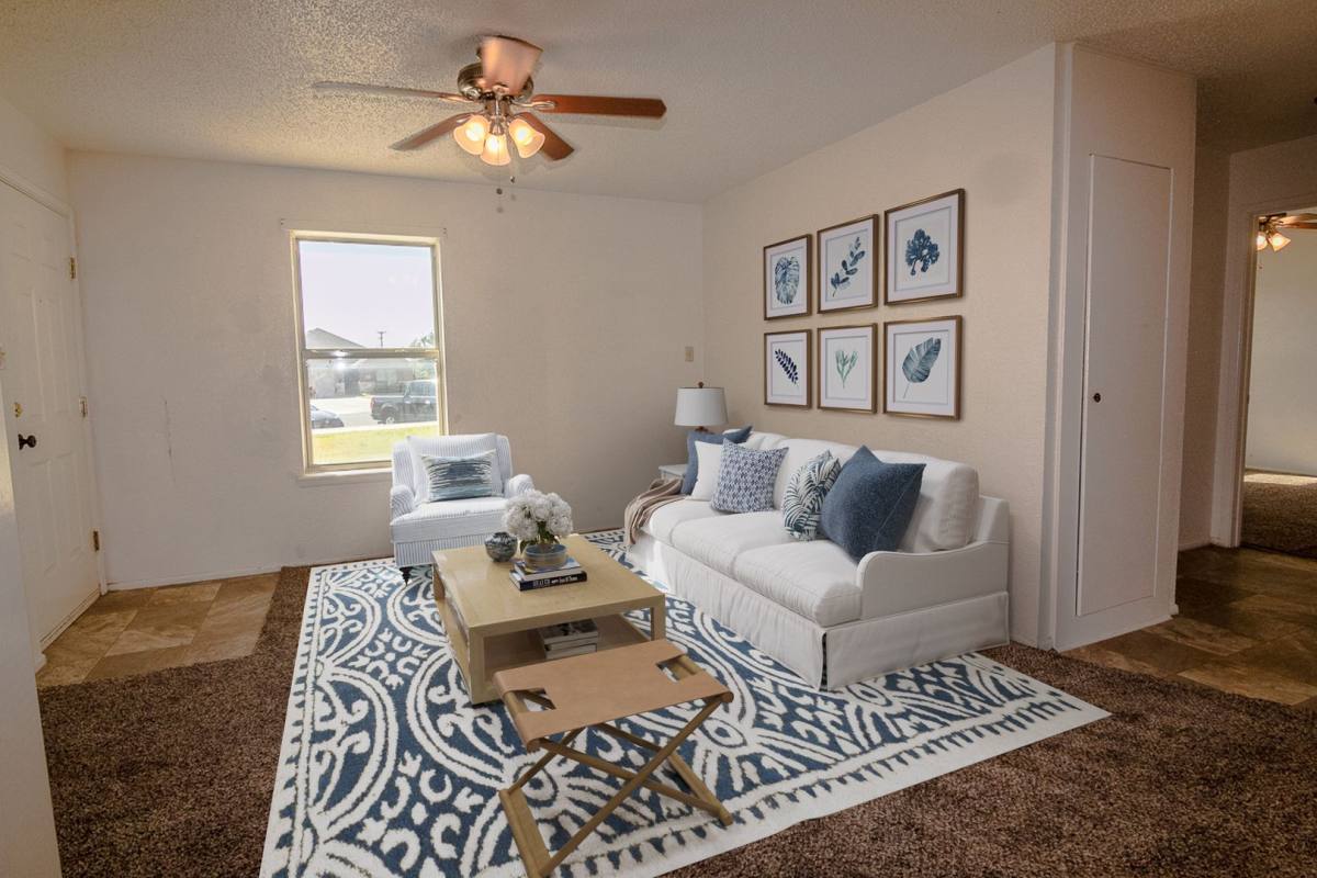 101 Teakwood Dr, Andrews, TX 79714 - Apartment for Rent