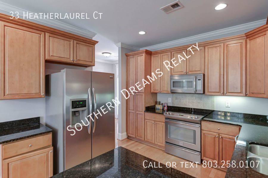 Townhouse for rent at 33 Heatherlaurel Court, Columbia, SC 29223