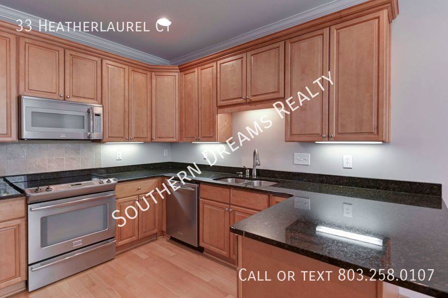 Townhouse for rent at 33 Heatherlaurel Court, Columbia, SC 29223