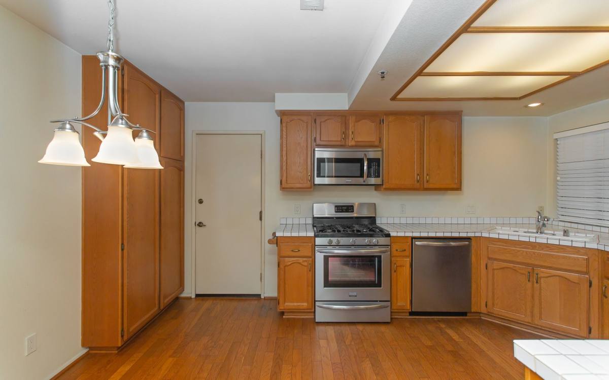 House for rent at 1955 Spyglass Circle, Vista, CA 92081