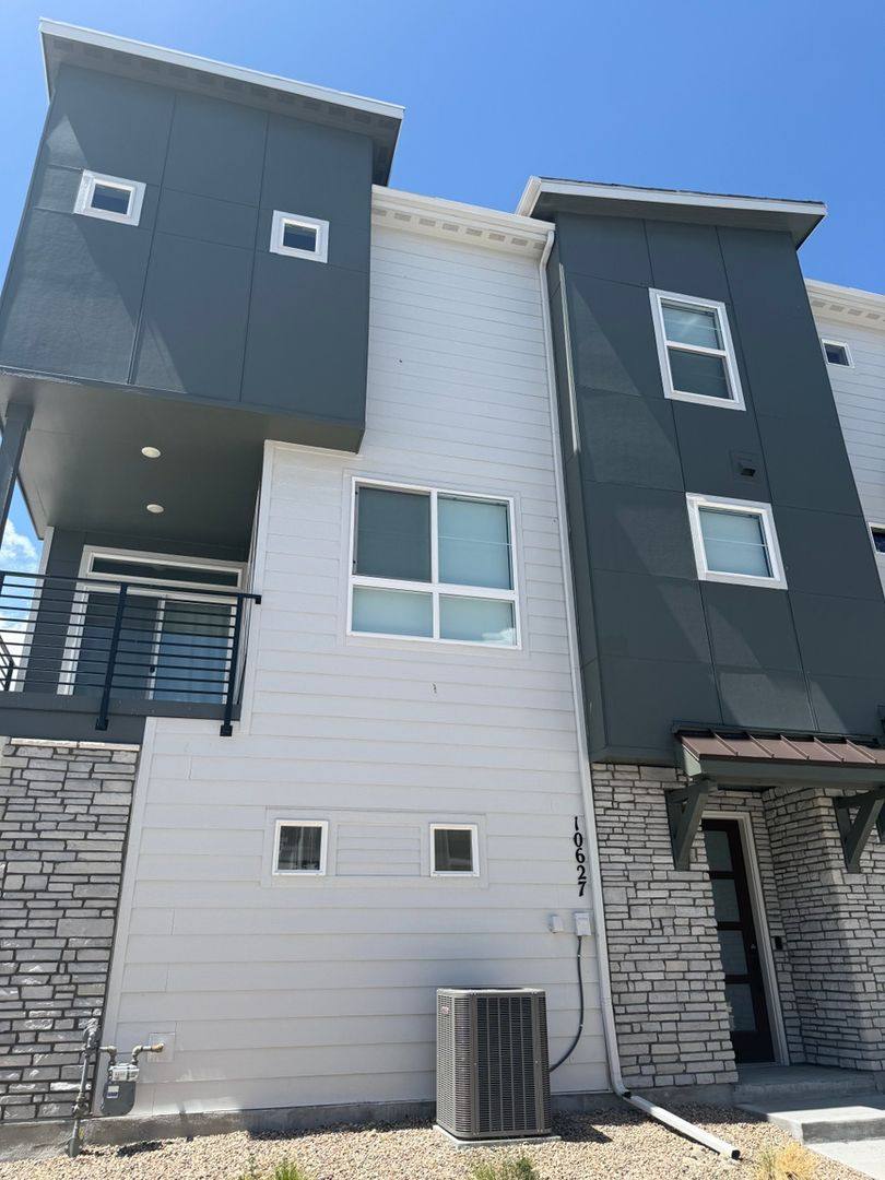 Townhouse for rent at 10627 Domeykite View, Colorado Springs, CO 80908