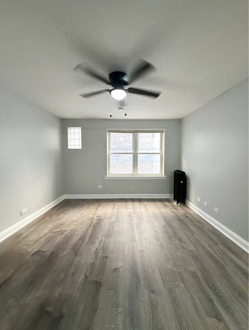 Apartment for rent at 4241 N Kenmore, Chicago, IL 60613