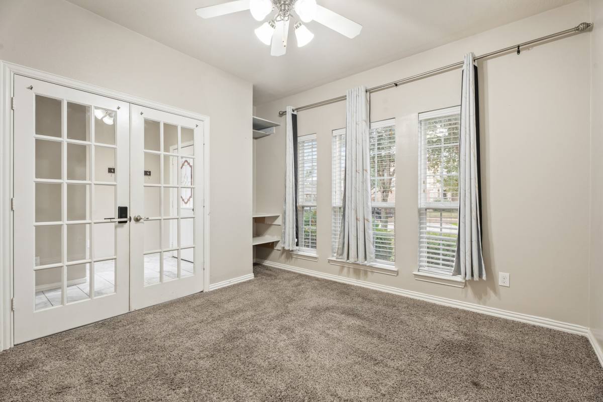 Apartment for rent at 6605 Fallen Breeze Lane, Dickinson, TX 77539