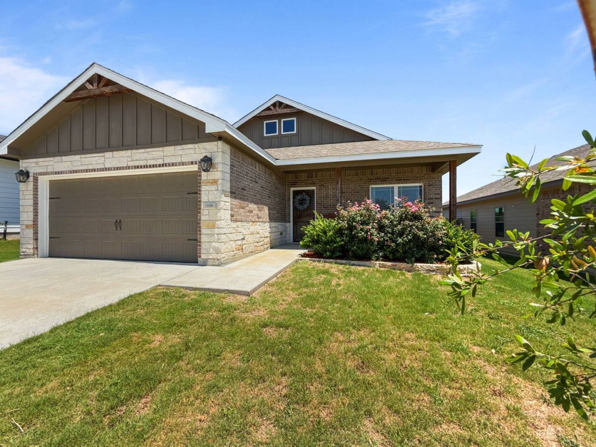 House for rent at 1606 Black Kettle Trail, Temple, TX 76502
